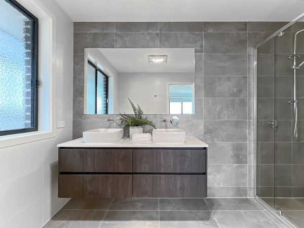 Star homes -- Completed house in Boxhill with $50K rebate