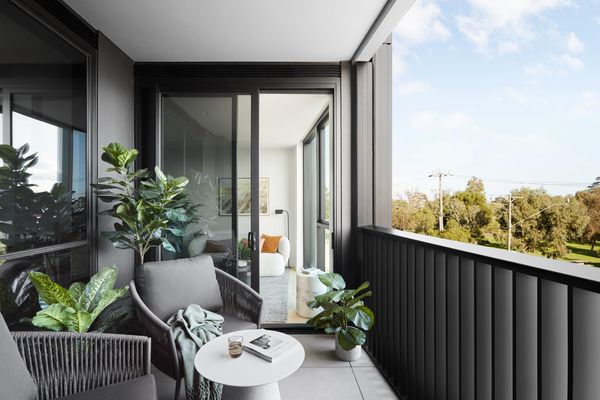 South Melbourne R.Evolution (R.ICONIC STAGE 2)